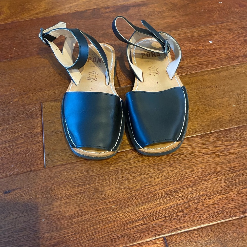 Black Ankle Strap Pons Avarca - Picture 2 of 7